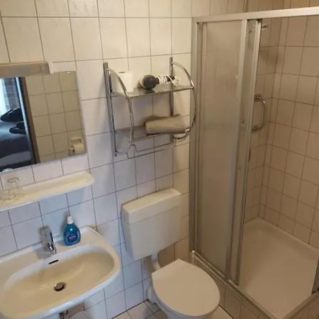 מלון Haus Anna