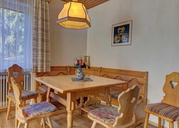 Haus Anna Otel