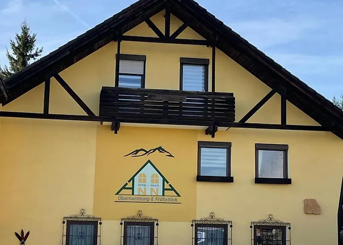 Haus Anna Otel